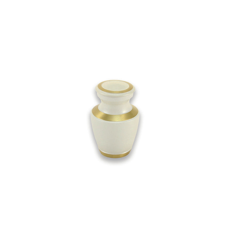 Trinity Pearl Urn